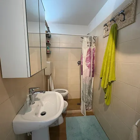 Appartement Loft Bilocale Centro Nei Pressi Della Stazione E Lungomare *